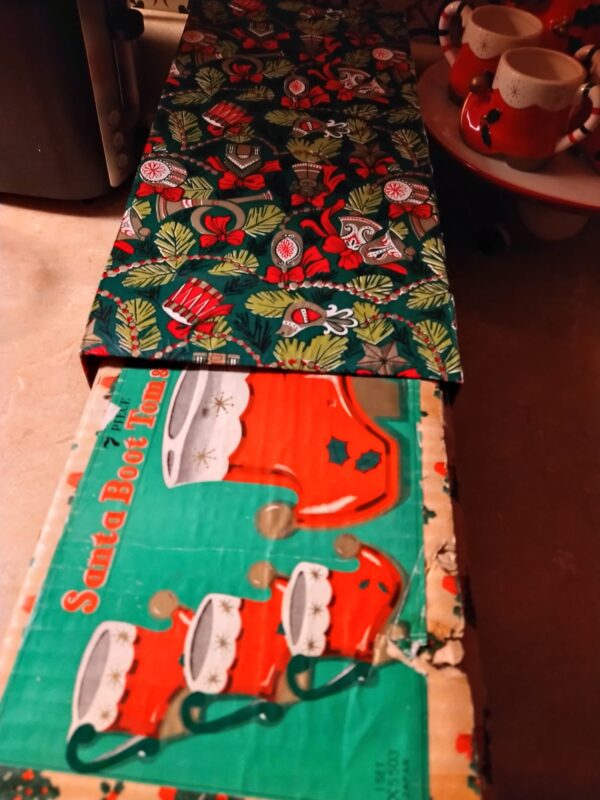 Santa Boot Hot Chocolate Set - Image 5