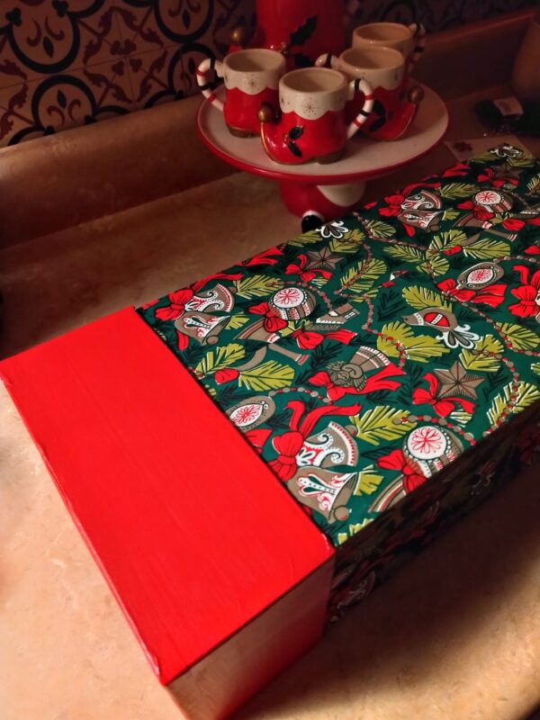 Santa Boot Hot Chocolate Set - Image 2